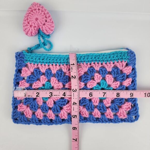 New Handcrafted Crochet Clutch Blue Pink Teal Case Granny Heart Crochet Charm - Picture 7 of 7